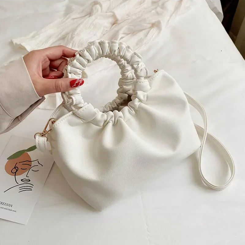Tas Tangan Kecil untuk Wanita  - Women Bags Rack ulasan dan harga