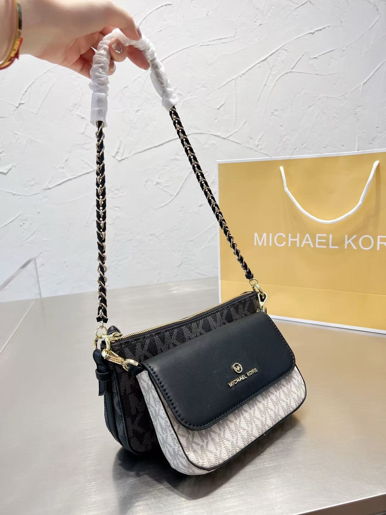 Tas bahu dan selempang wanita  - Women'S Bags Of Michael Kors ulasan dan harga